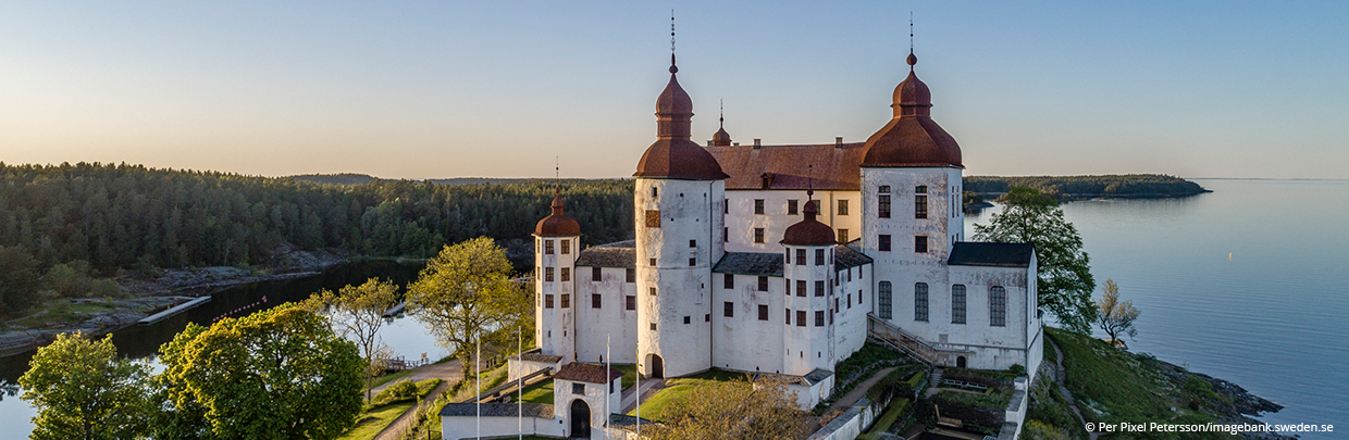 スエーデンの城('62スイス/仏) Castles in Sweden | Viking Line
